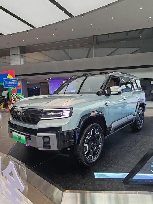 佛山高明区欧浩耀企业管理咨询比亚迪方程豹硬派越野的爆款，英菲尼迪35周年与你共成长